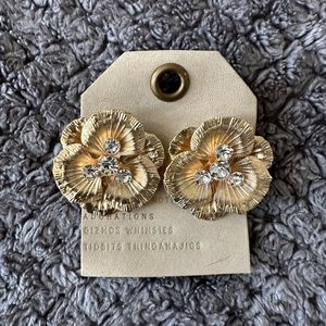 Anthropologie Gold plated Flowers Earrings. Just used once time. Light weight